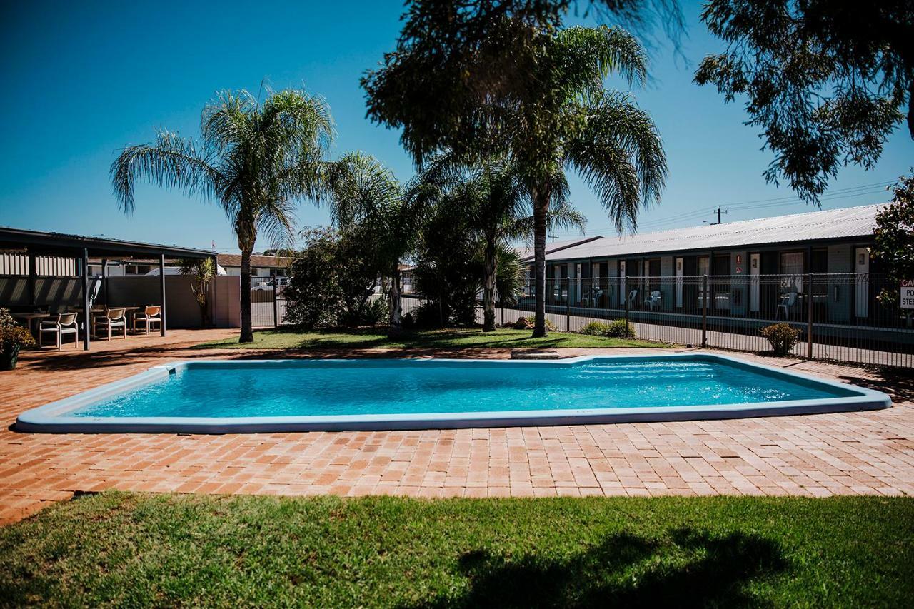Kalgoorlie Overland Motel Экстерьер фото